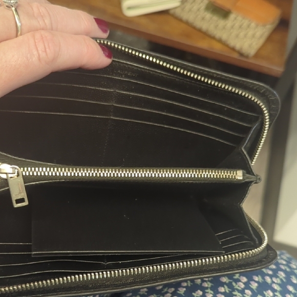 Saint Laurent Textured Black Wallet - Picture 10 of 16